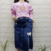 Falda con Lazo...maniqui1 Falda Denim con abertura al costado.