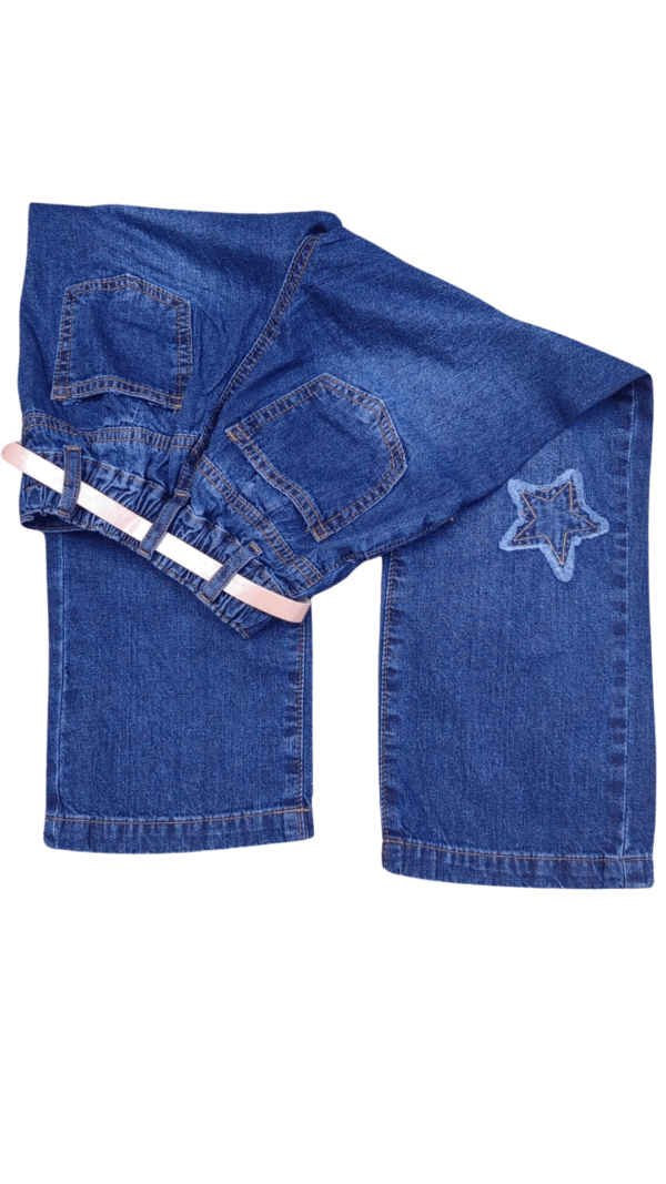 Pantalon Jean estrella azul bolsillo Pantalón Jean con detalle de estrella