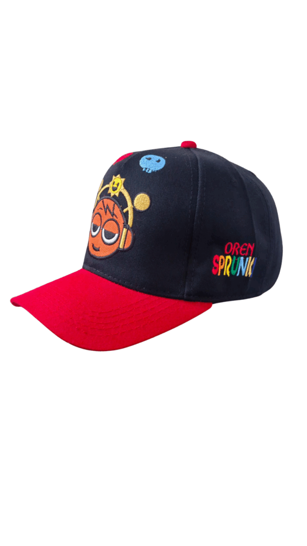 Gorra para niños con bordado de tu personaje favorito.